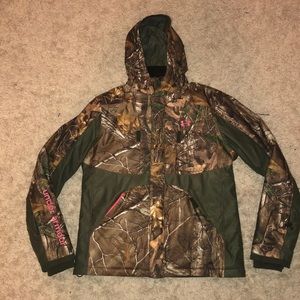 Women’s Real tree Under Armour winter jacket